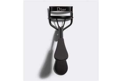 Купить щипцы Dior Backstage Eyelash Curler: цена в каталоге 